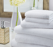 Load image into Gallery viewer, Candle | Fresh Linen Odor Eliminator - Soy Wax Candle